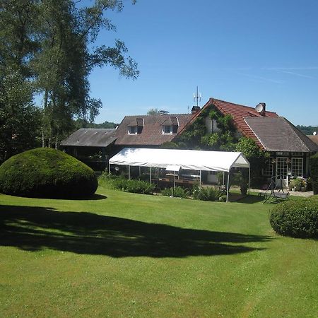 Bed and Breakfast La Croix Du Reh Châteauneuf-la-Forêt Exterior foto