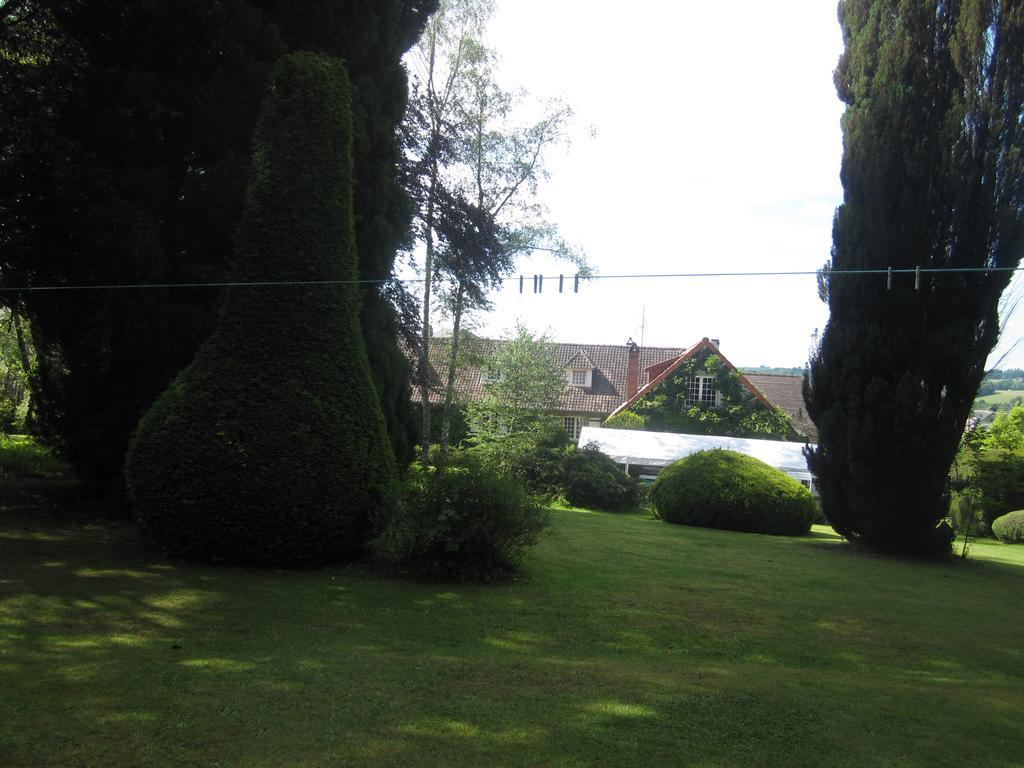 Bed and Breakfast La Croix Du Reh Châteauneuf-la-Forêt Exterior foto