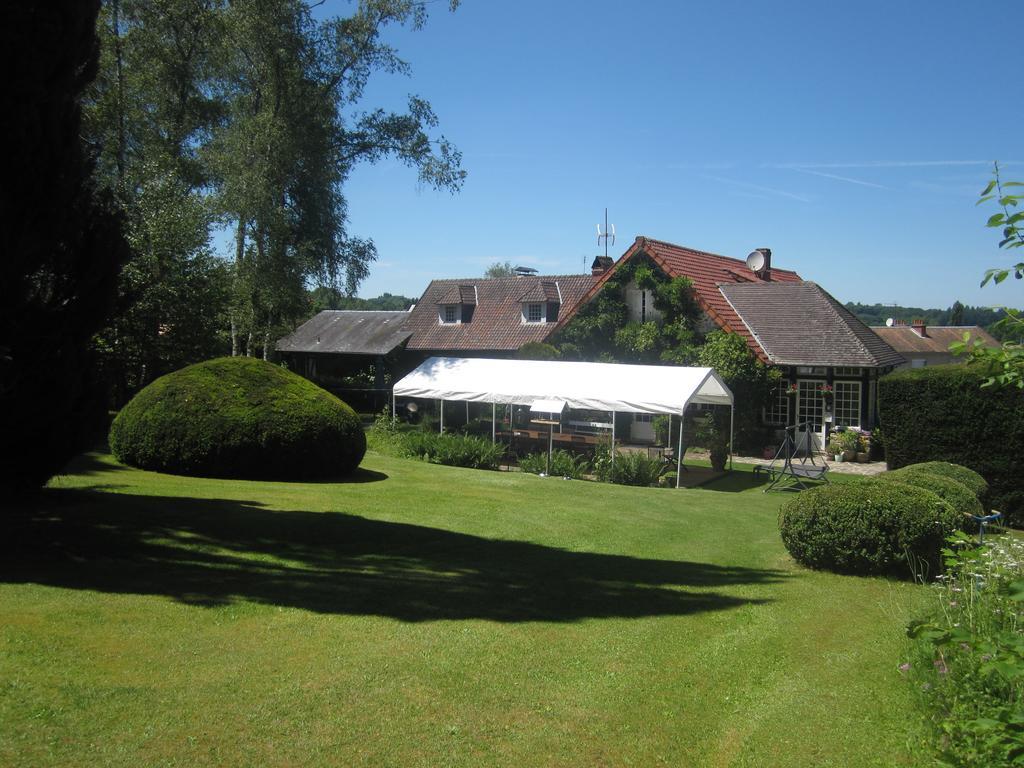 Bed and Breakfast La Croix Du Reh Châteauneuf-la-Forêt Exterior foto