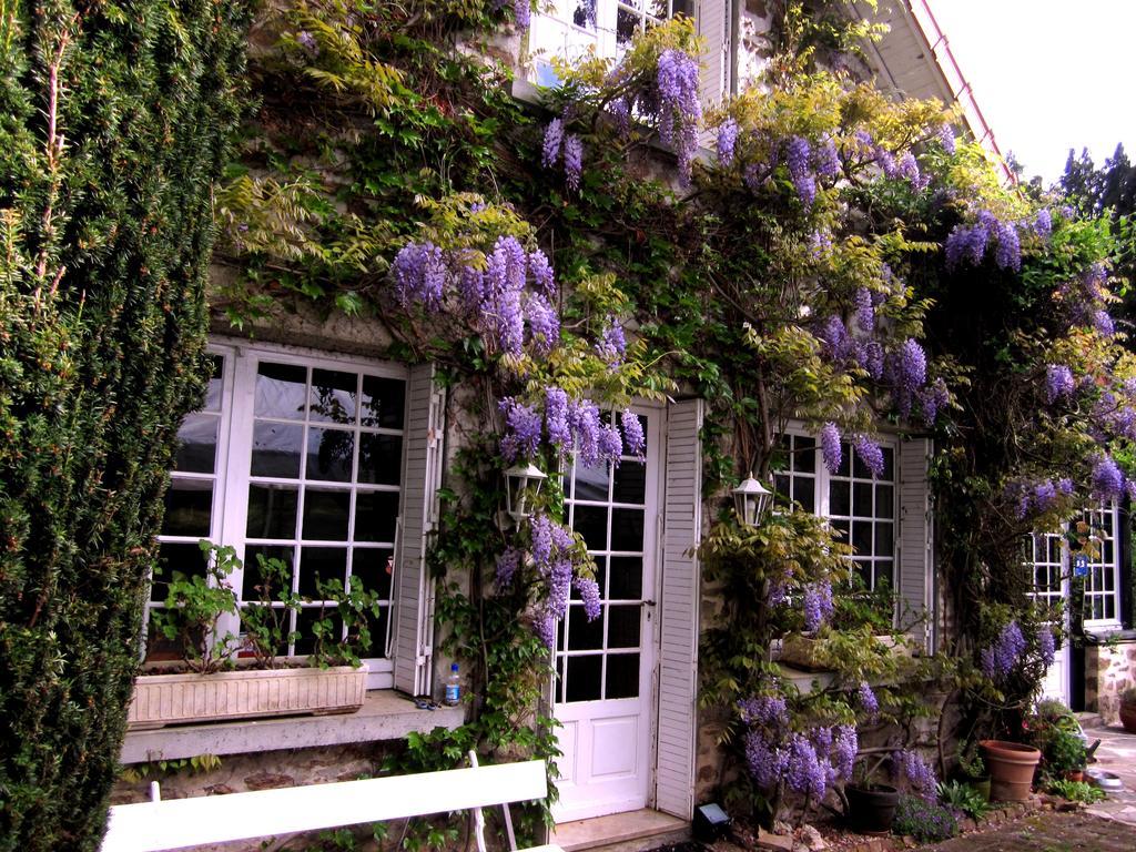 Bed and Breakfast La Croix Du Reh Châteauneuf-la-Forêt Exterior foto